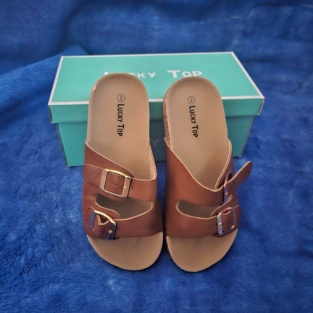 LUCKY TOP (GIRLS) SANDAL (SIZE 2) CHESTNUT